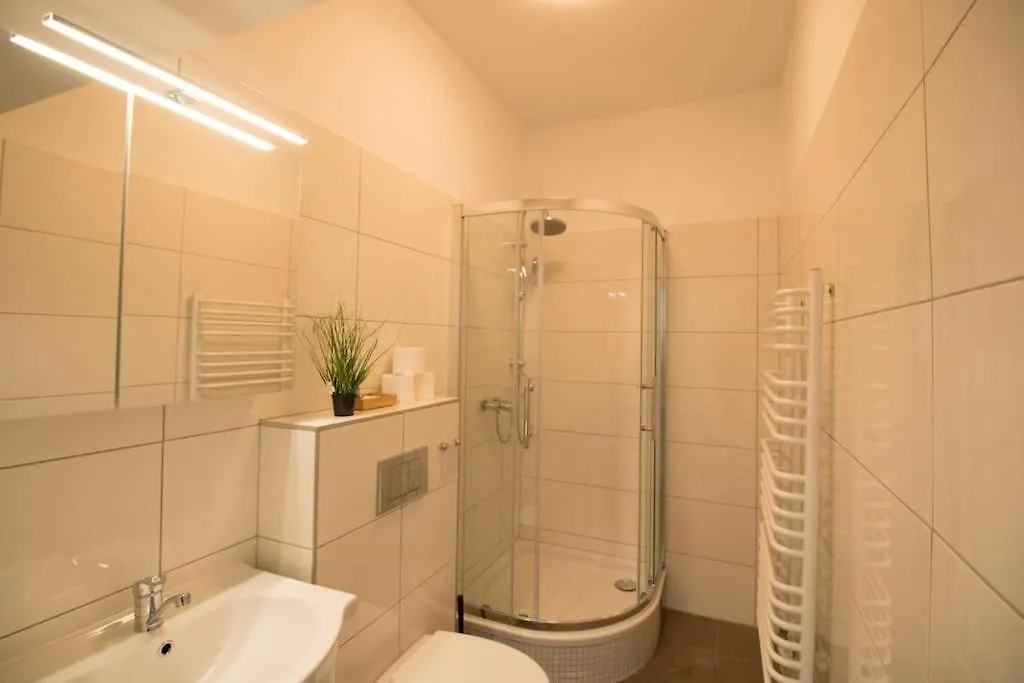 Klein & Gemuetlich L Lf15 Apartment Vienna Austria